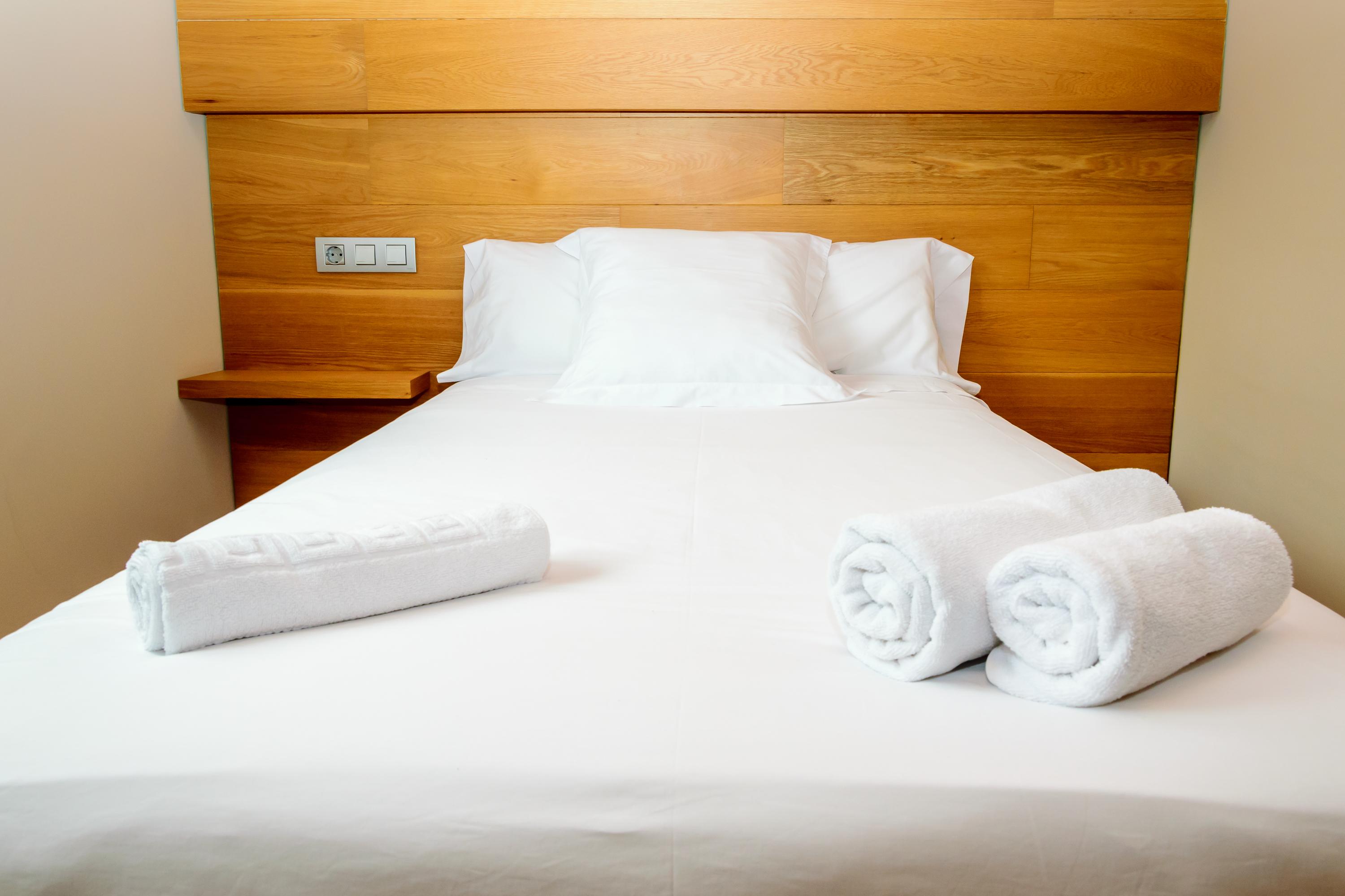 Hotel Estacio (Adults Only) Olot Buitenkant foto