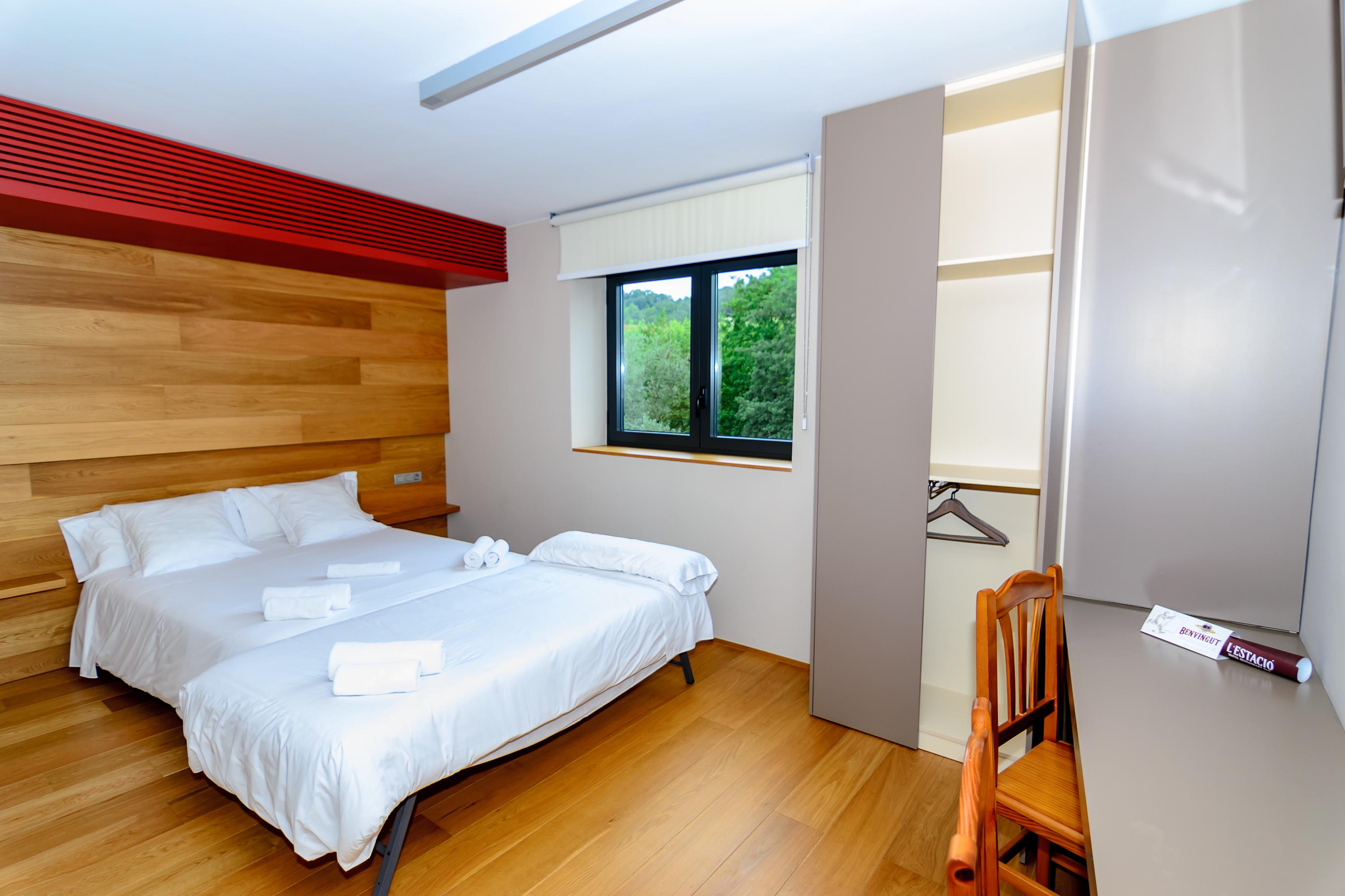 Hotel Estacio (Adults Only) Olot Buitenkant foto