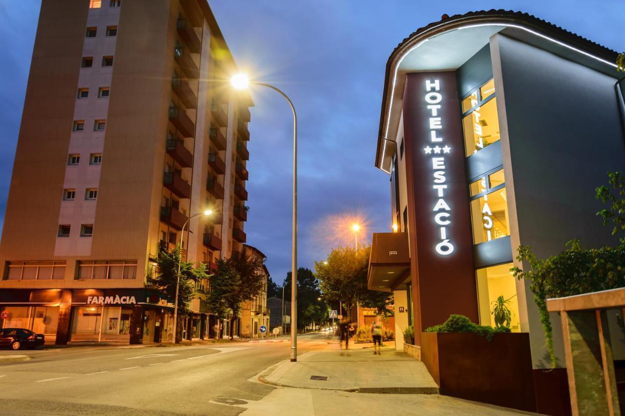 Hotel Estacio (Adults Only) Olot Buitenkant foto